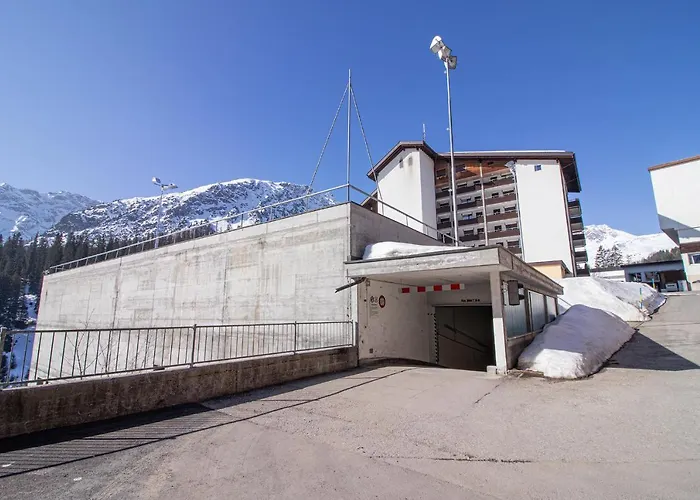 Rothornblick 57 By * 阿罗萨